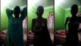 Bokep yunita pelajar smp ganti baju nakal